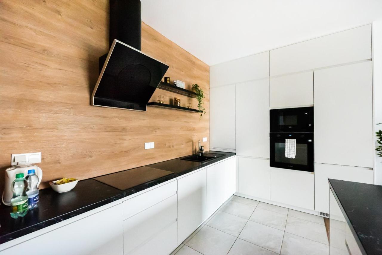 Magazynowa Exclusive Amber Apartment Varşova Dış mekan fotoğraf